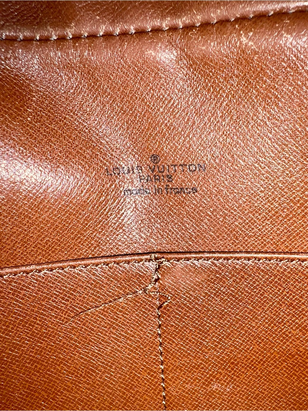 AUTH LOUIS VUITTON COMPIEGNE 28 CLUTCH - Picture 14 of 16